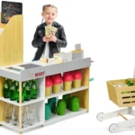 Дървен магазин с количка за пазаруване и касов апарат