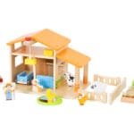 Детска къща ферма за игра.