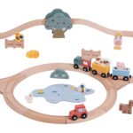 Детски дървен влак с релси