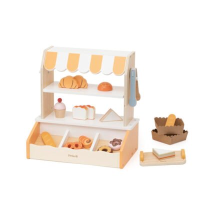 Дървената пекарна PolarB е чудесен комплект за ролеви игри, включващ витрина и разнообразни хлебни изделия за подреждане, сервиране и игра "на магазин". Стимулира въображението, фината моторика и социалните умения чрез забавна, реалистична игра. Подходяща за деца над 3 години.