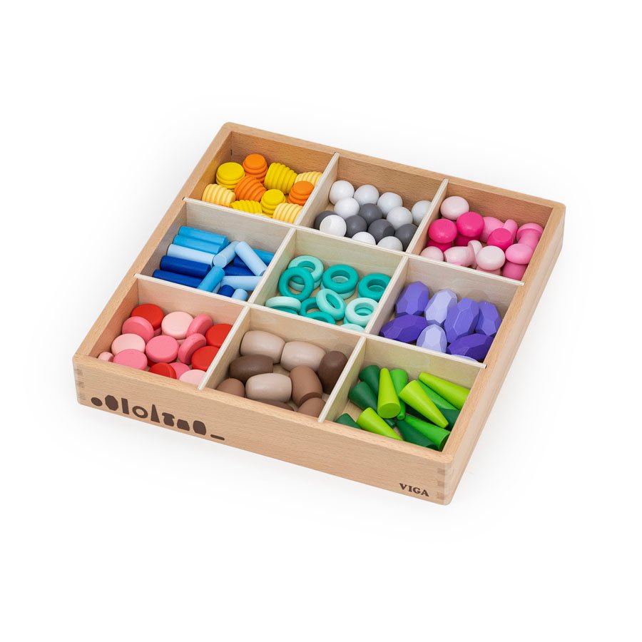 44818-blokcheta-chudesata-na-priridata Дървени блокчета „Чудесата на природата“ от VIGA Toys – сензорна игра с отворен край, която развива въображението, креативността и фината моторика чрез свободна и смислена игра.