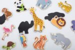 Магнитен комплект „Дивите животни“ от VIGA Toys с 20 дървени магнитни фигури. Образователна и безопасна игра за деца над 18 месеца.