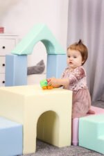 IGLU мек модулен комплект от 9 части с цилиндър и противоплъзгаща основа. Премиум качество за катерене, баланс и активна игра.