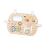 Дървен бизиборд VIGA Toys PolarB 44302 с 4 активности – огледалце, мъниста, зъбни колела и плъзгачи. Лесен монтаж към легло/кошара. Сертифициран.