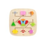 Дървен стенен панел с лабиринт и геометрични фигури от VIGA Toys