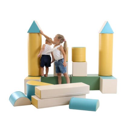 Този комплект меки модули за игра (soft play) е подходящ както за дома, така и за детски центрове и сензорни стаи