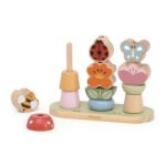 Дървени фигурки за нанизване PolarB Garden с насекоми. Развиват фината моторика, щипковия захват и координацията.
