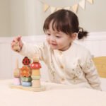 Дървени фигурки за нанизване PolarB Garden с насекоми. Развиват фината моторика, щипковия захват и координацията.