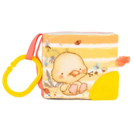 Мека бебешка книжка „Пате“ от плюш с цветни страници – стимулира фината моторика и сетивата. Безопасна, произведена в България, с възможност за пране до 30°C.