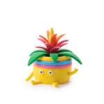 С комплекта HEY CLAY Plant Friends децата ще вдъхнат живот на три усмихнати растения, които бързо ще се превърнат в нови приятели.