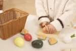 Детска ратанова кошница с хранителни продукти за рязане от PolarB