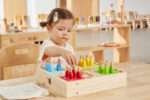 Дървен комплект 4 настолни игри в 1 VIGA Toys – Лудо, боулинг, кърлинг и игра с шайби