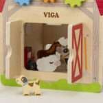 Дървена къща Ферма със 7 активности VIGA Toys 44854